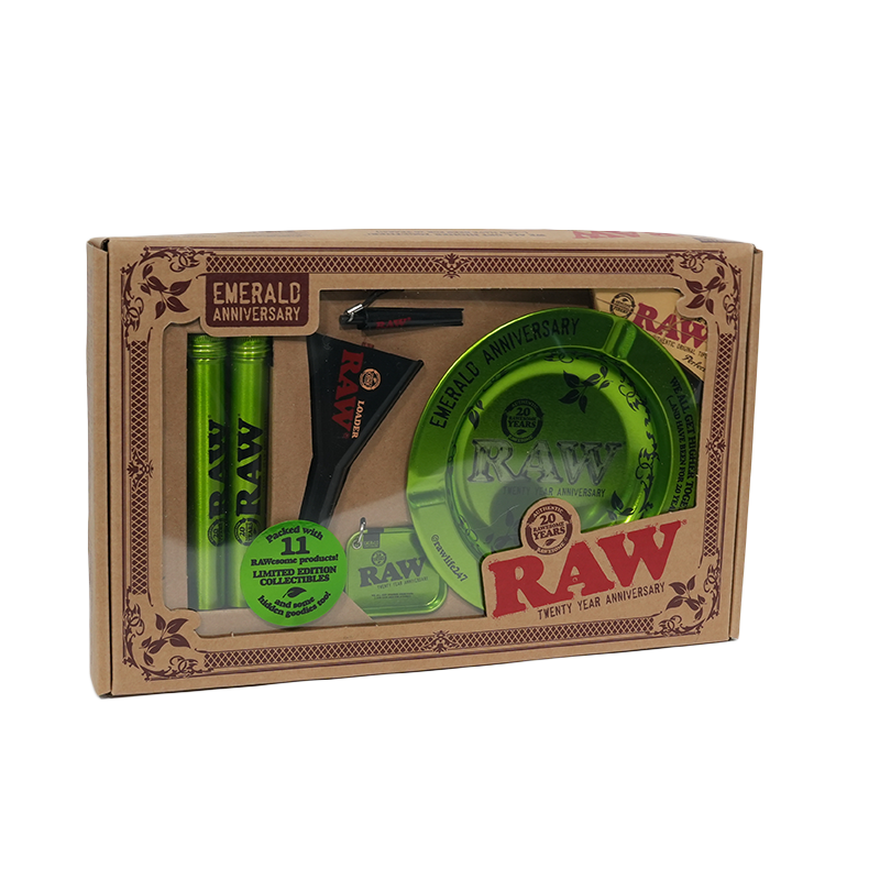 RAW 20th Anniversary Emerald Gift Set
